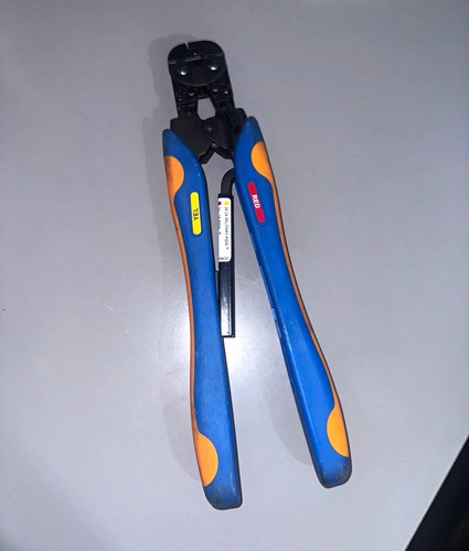 Amp crimp tool for - crimp, terminals